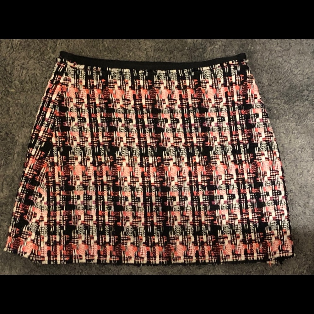 Milly Black and Pink Tweed Mini Skirt. Worn ONCE.